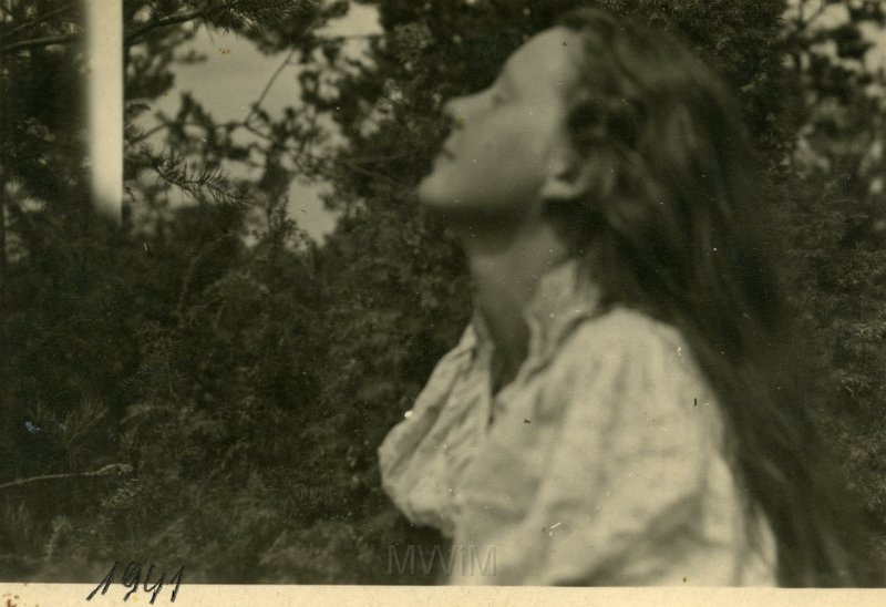 KKE 4929.jpg - Fot. Portret. Jadwiga Strumiłło, Miratycze, 1941 r.